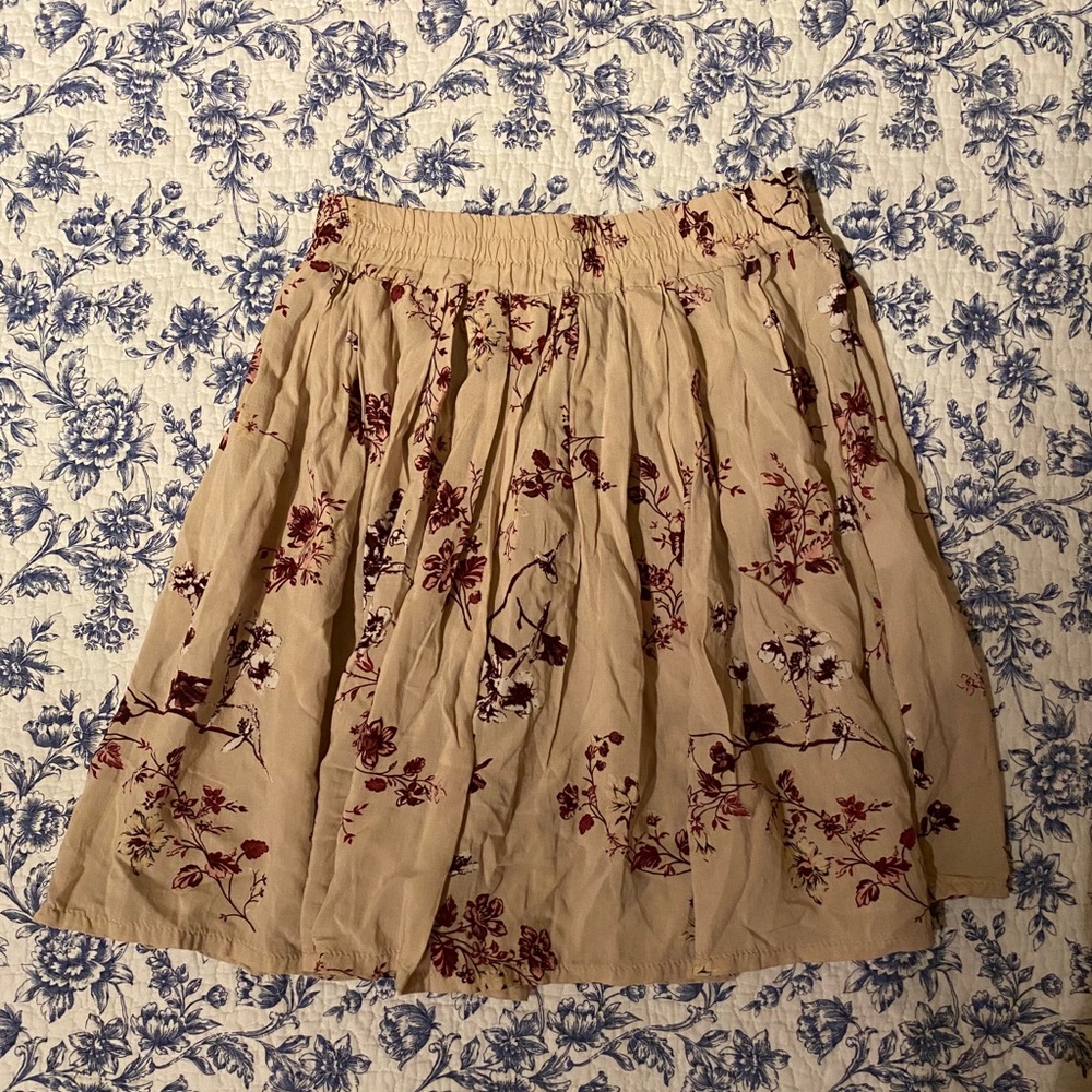 Brandy Melville mini skirt